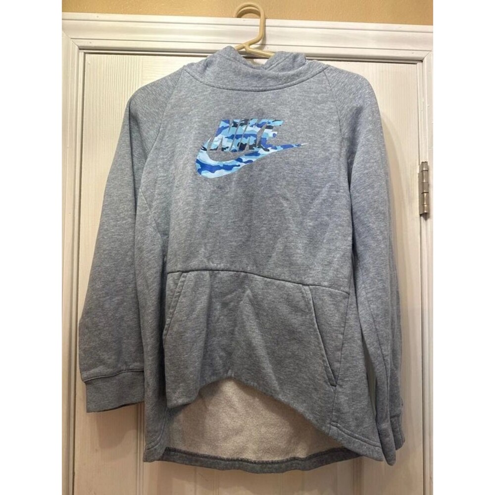 Nike sweatshirt